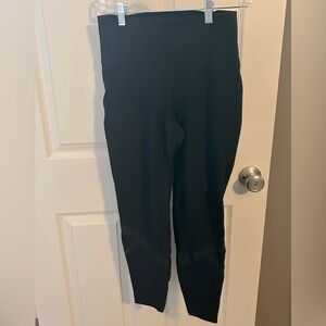 Old Navy Go-Dry Balance Leggings